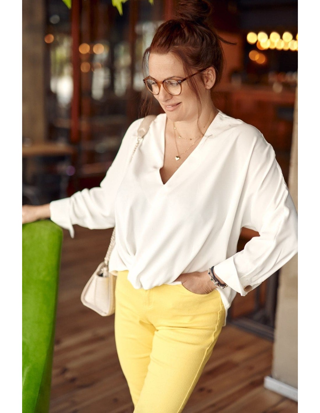 Women\'s blouse with interwoven front, cream 22910 - Online store - Boutique